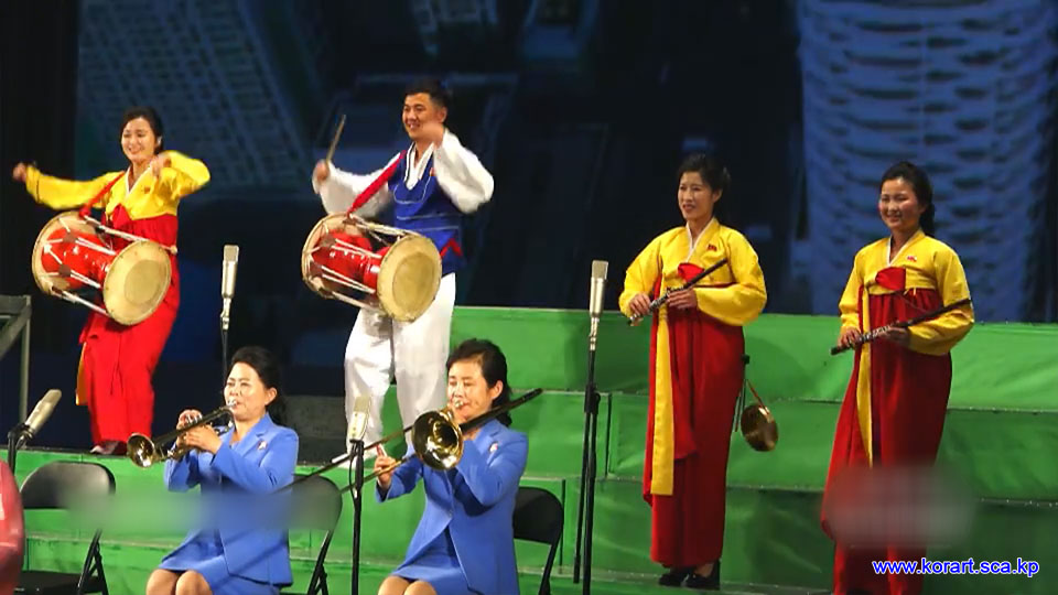 Ninth April Spring People’s Art Festival (1)