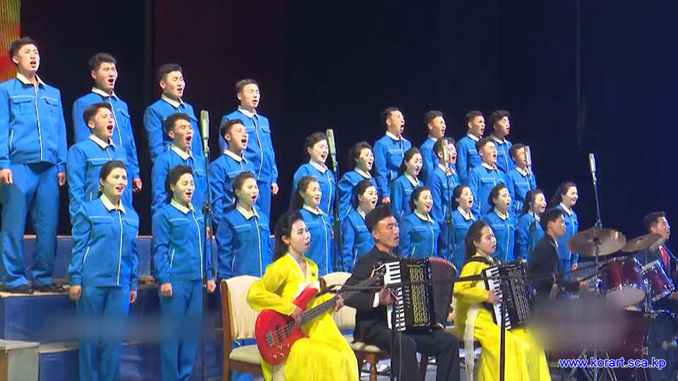 Ninth April Spring People’s Art Festival (1)