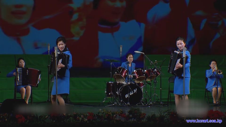 Ninth April Spring People’s Art Festival (1)