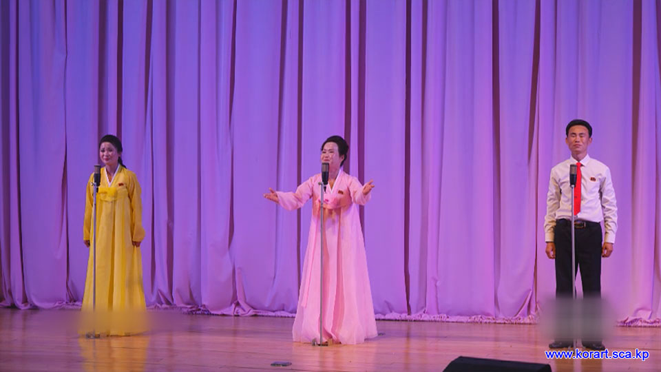 Ninth April Spring People’s Art Festival (2)