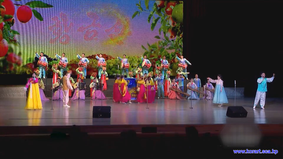 Ninth April Spring People’s Art Festival (1)