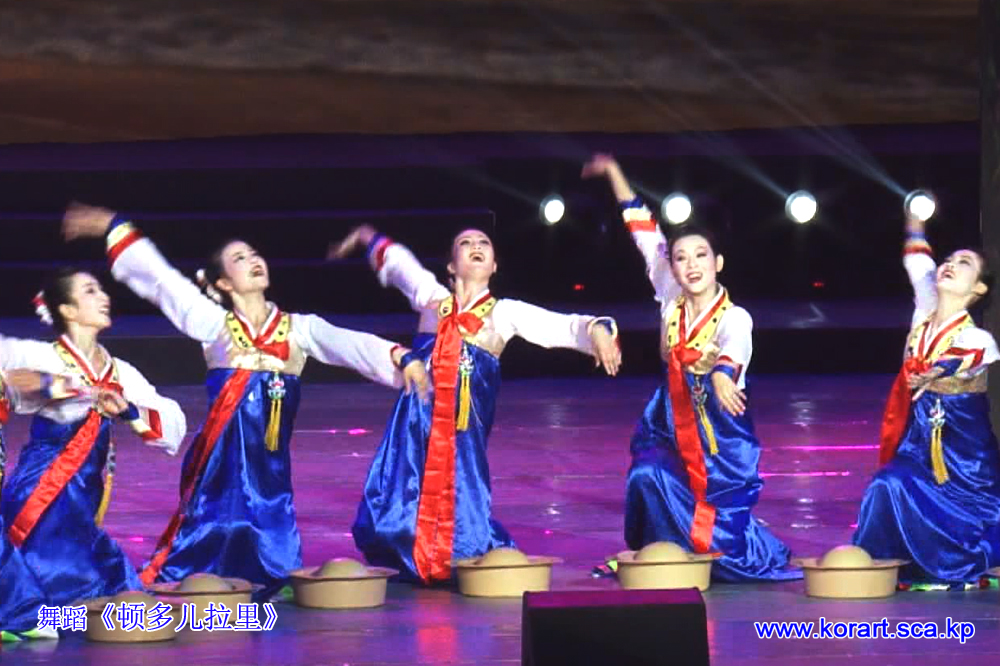 舞蹈《顿多儿拉里》